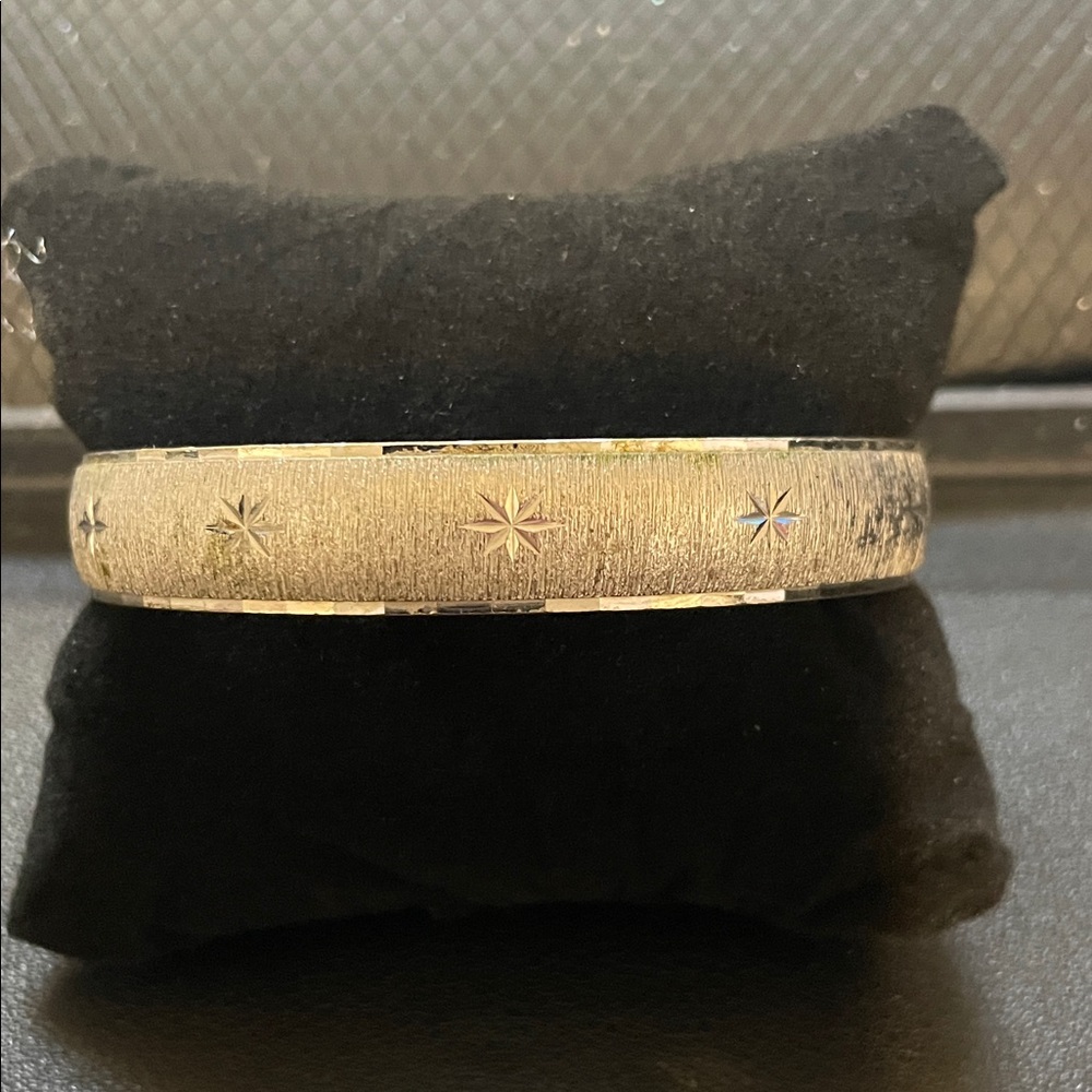 Vintage Monet Signed Starburst Brushed Silver Bangle